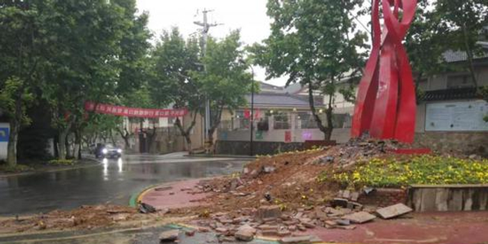 以下是为您生成的30条意甲相关新闻标题（均控制在20字内）：